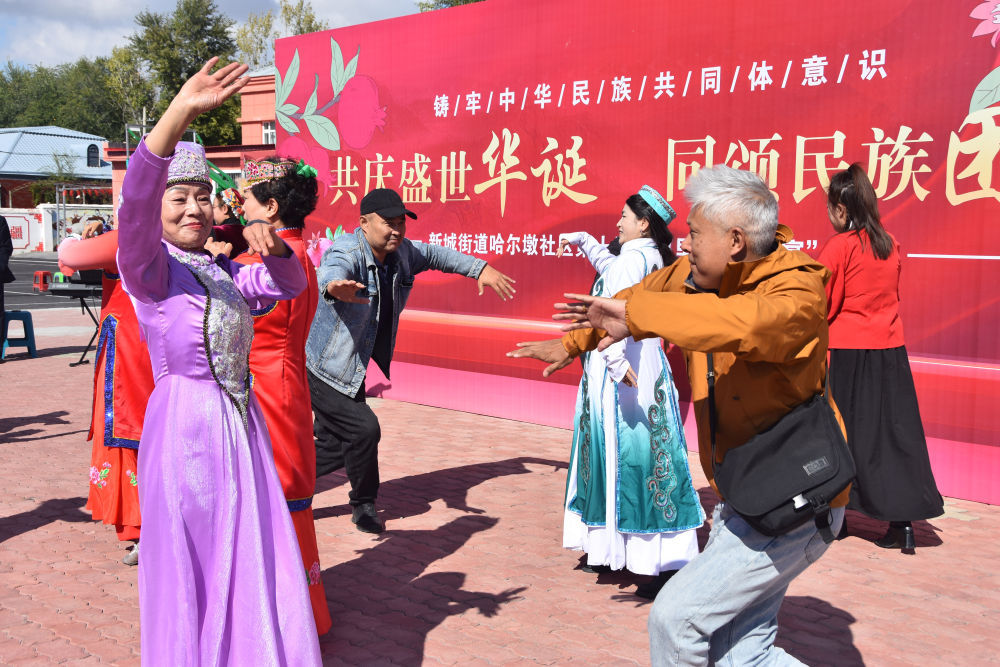 镜观·回响｜新时代大美新疆新图景(图9)