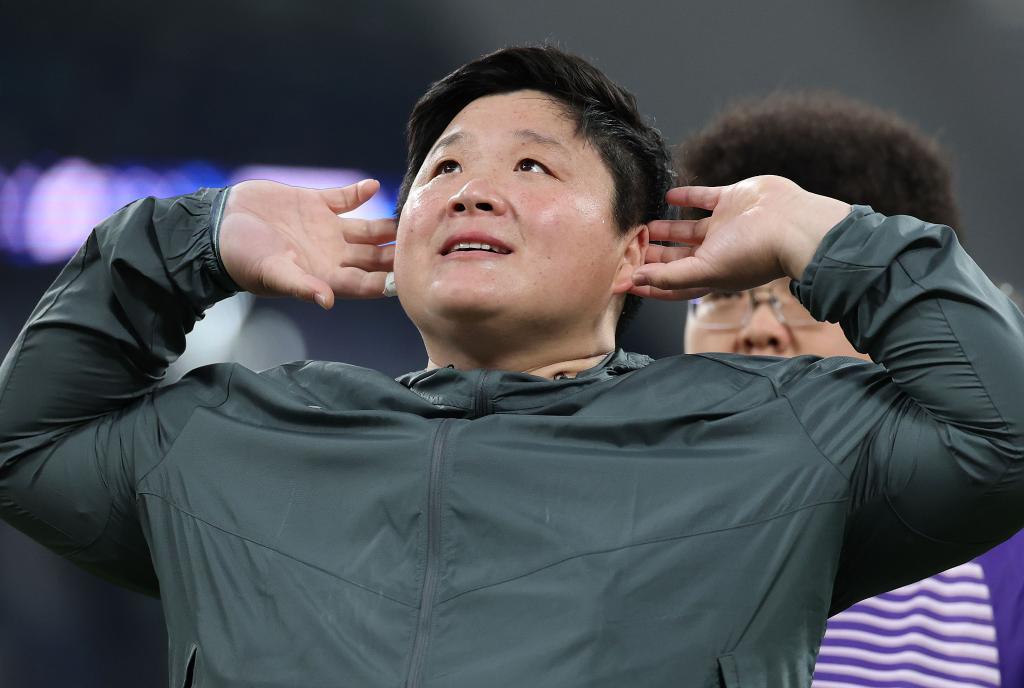 Gong Lijiao和Yang Jiayu在东京世界冠军赛中领先中国
