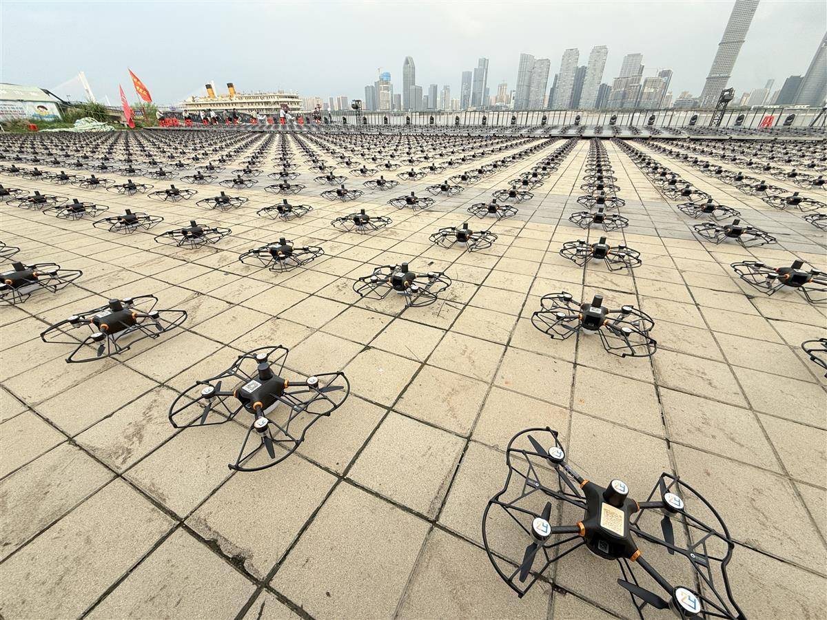 改进的无人机组将在长江2025文化季节的开幕式上