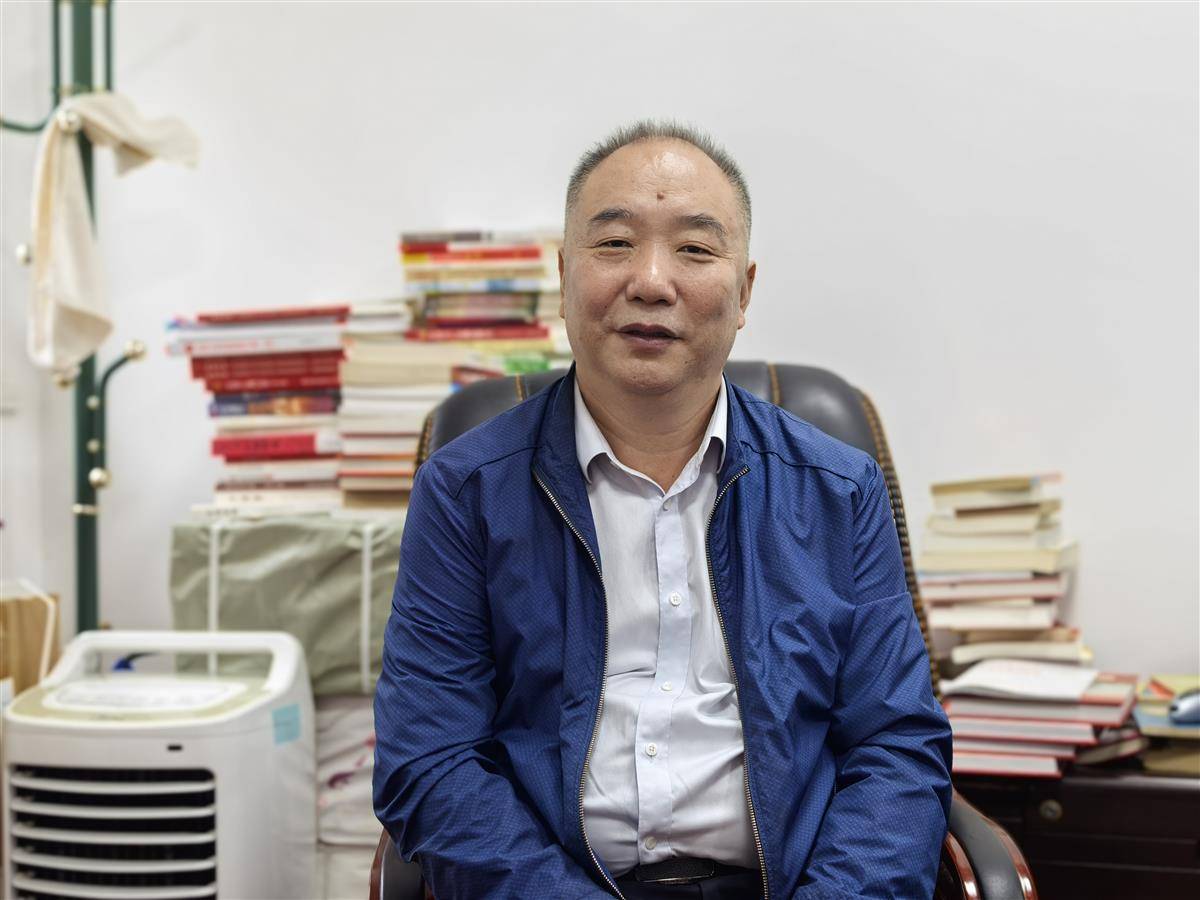 Jingxiang的旧道路的铭文今天仍然“引导”