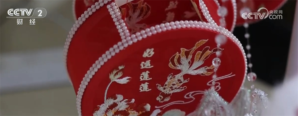 “花灯+非遗”“邮轮+京剧”……节日消费掀热潮 传统文化以年轻化姿态 “圈粉”(图8)