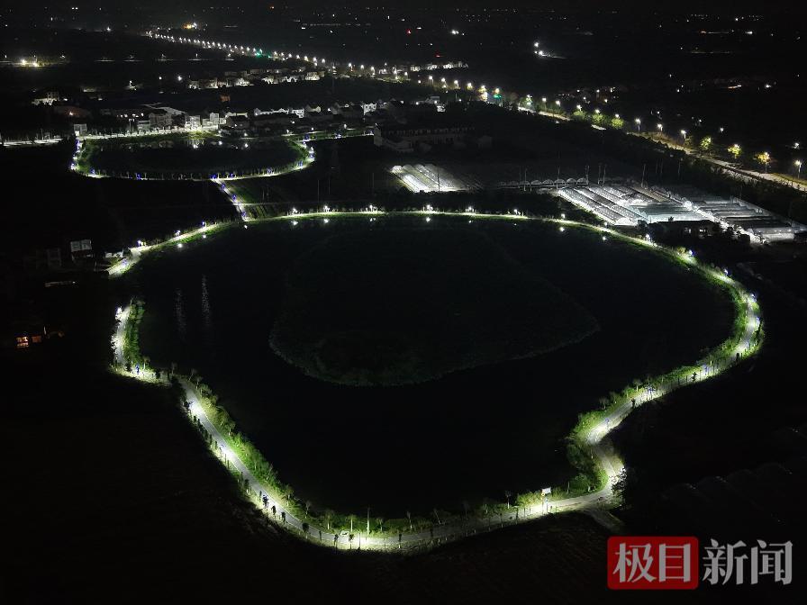Jiangling，Hubei：“小轻”灯“灯”的灯光为大人物
