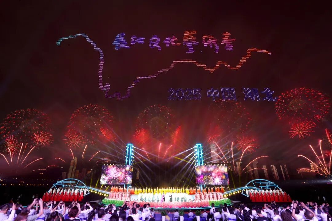 ƹ⡱ 2025곤ĻںĻ YoungzӵĻͽд