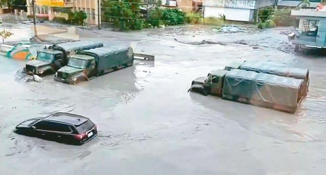 台湾Hualien县的暴风雨风暴杀死了28人死亡