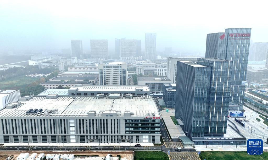 河北石家庄：电子科技园光电创新园开园