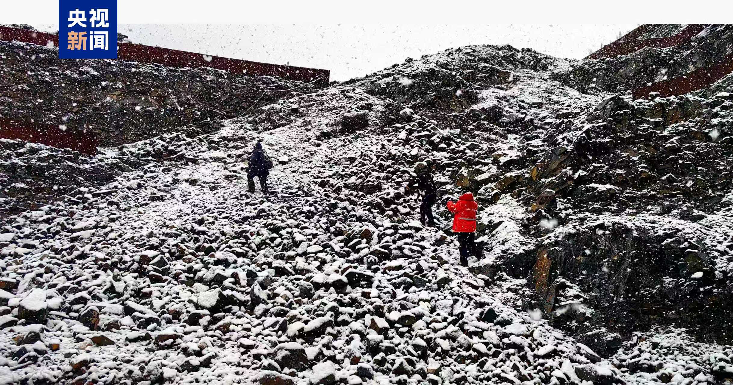 青海通知：在Qilian山区令人叹为观止的山脉中，