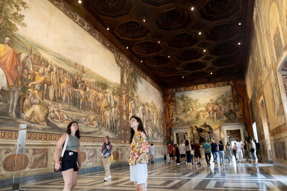 卢浮宫被盗，意大利宣布利用AI技术加强文物安全