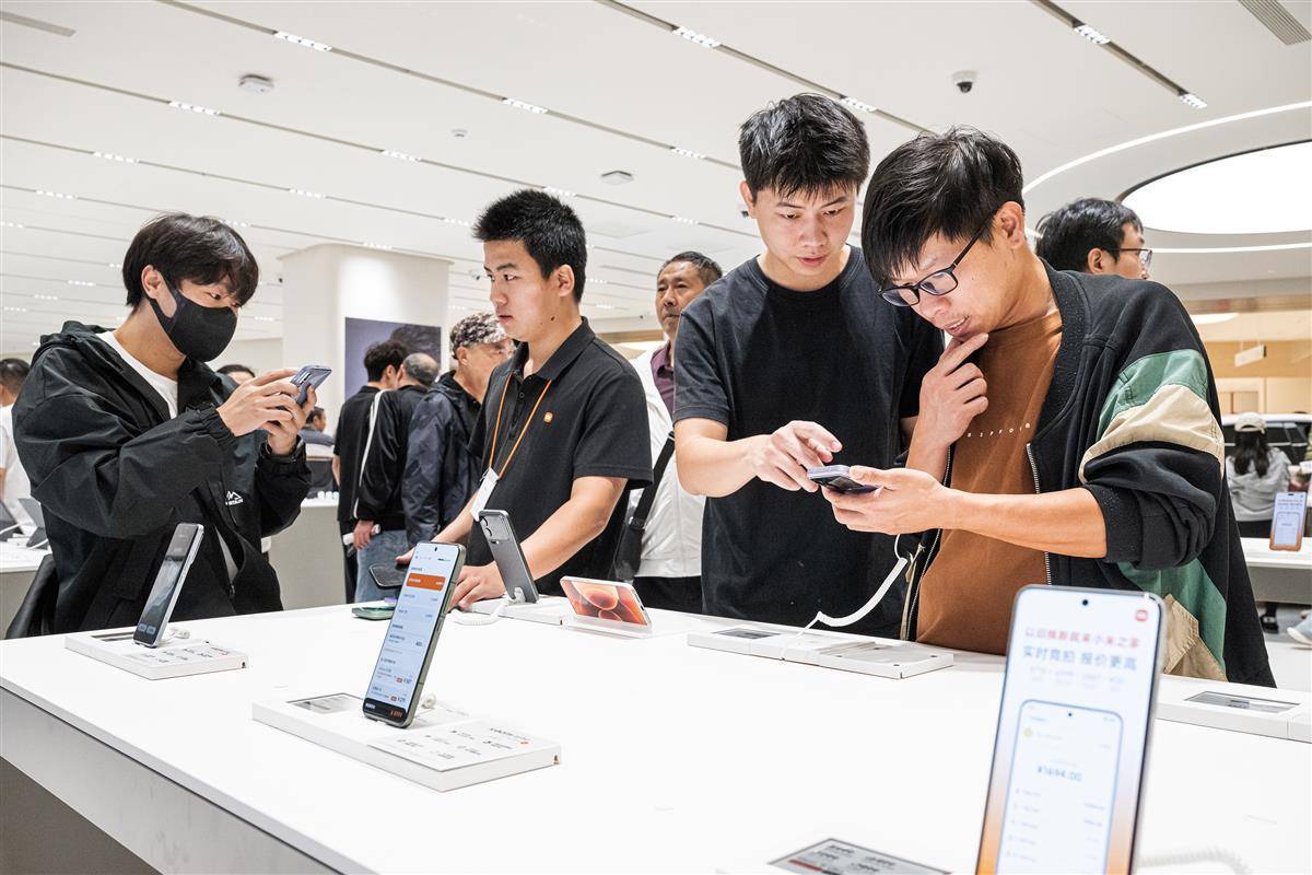 武汉新增商业设施，人气十足