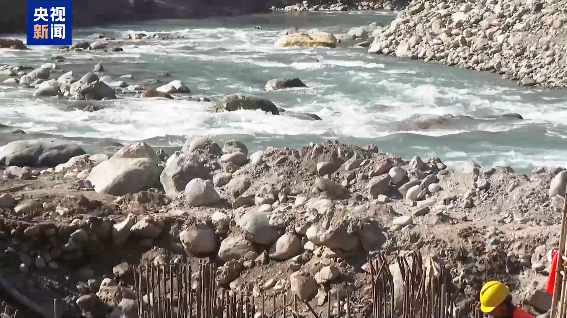 中国公司承包的巴基斯坦巴拉科特水电站成功蓄