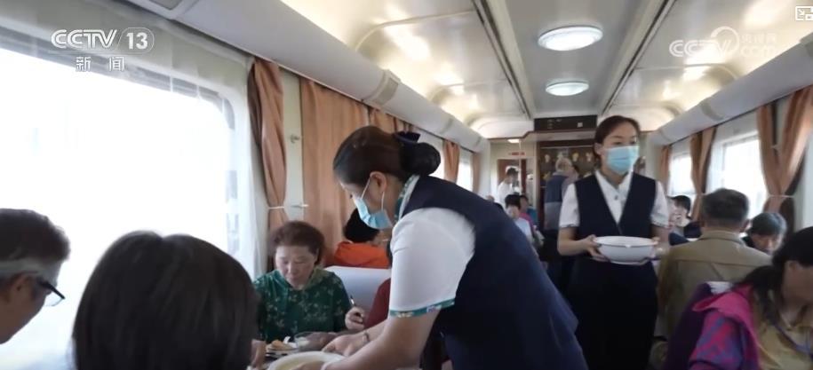 银发族成错峰出游新主力“适老”旅游产品催热淡季市场(图5)