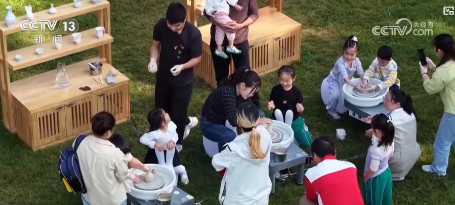 农村旅游热量正在上升：强大的质量升级和受欢