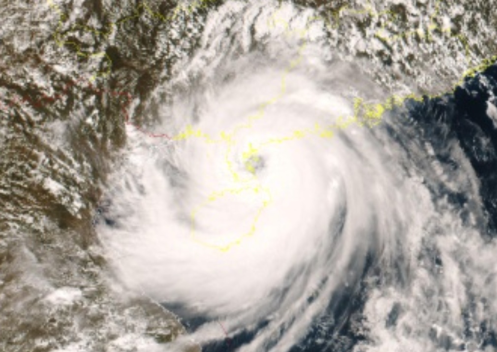 台风“ Medham”到达广东，最高的14级风速！