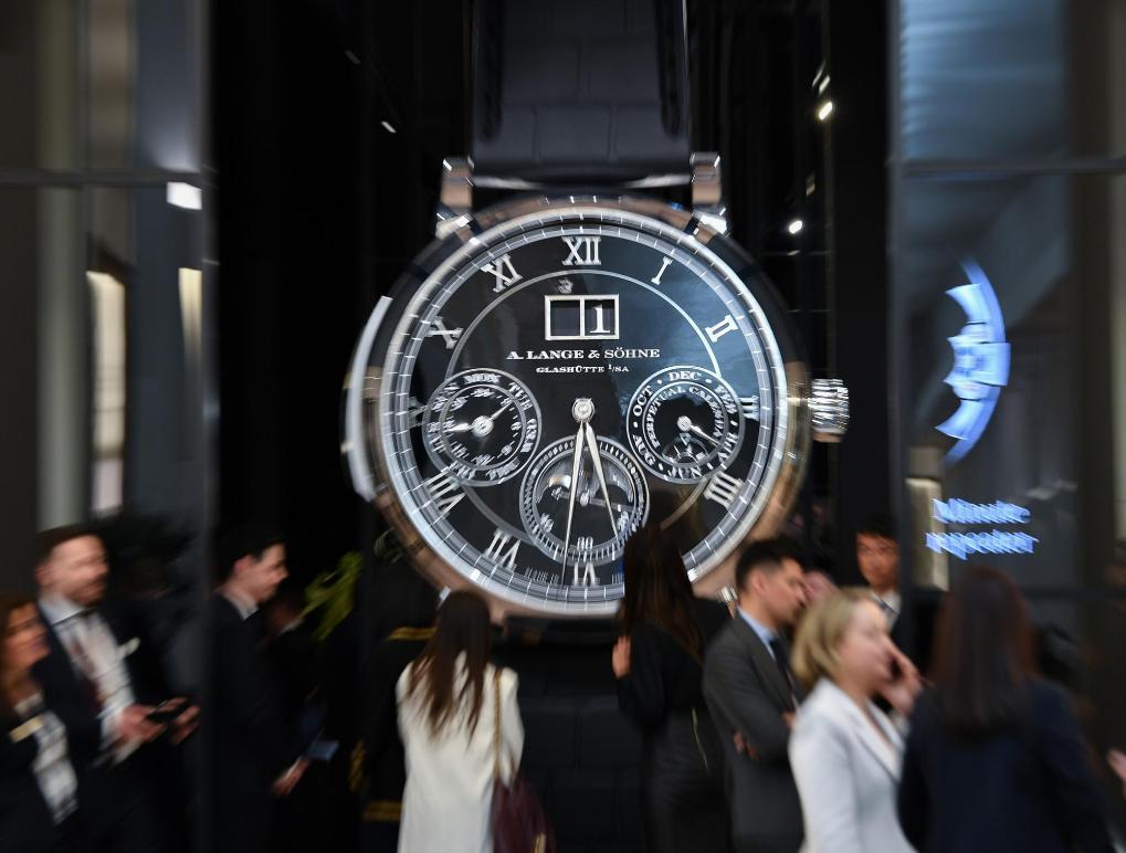 国家指南丨记者观察：成为“敲”美国关税大棒