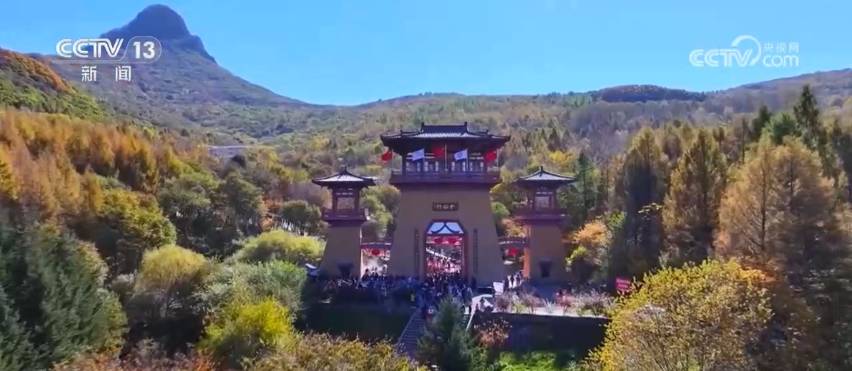 活力旺盛，文化旅游消费持续升温，“假日经济