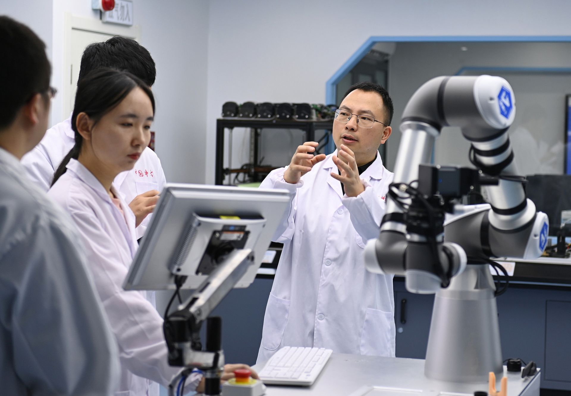 阳光时报青年版|年轻人的志向将使命与传承联系