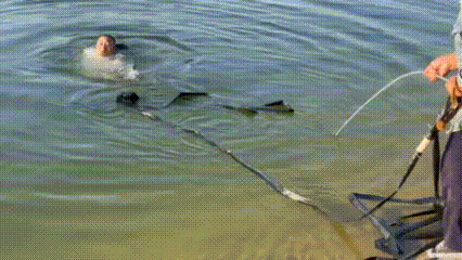 我的心好痛!本来他已经快要退休了,但不幸的是他去世了……