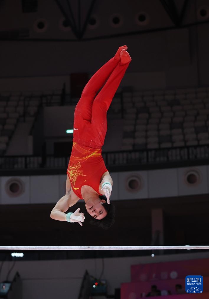 体操-世锦赛：张伯恒获得男子个人全能亚军