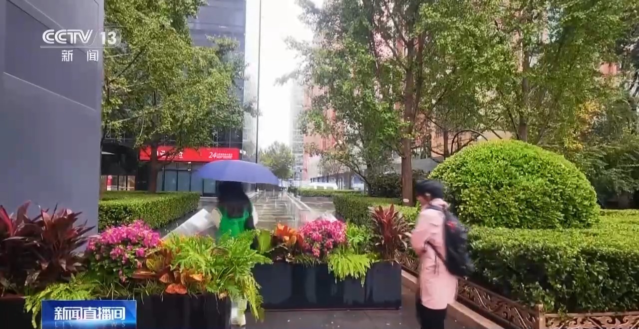 北京城镇降雨达到大雨级别 3条公交线路停运