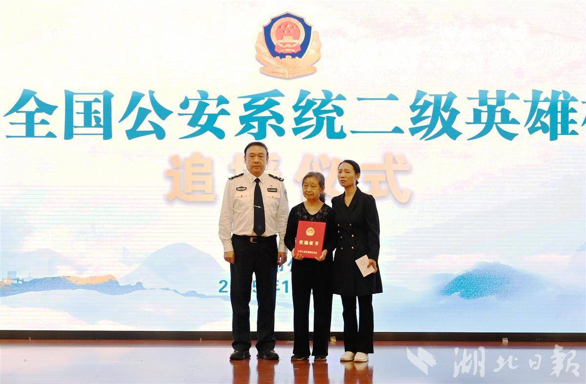 向忠实的灵魂致敬！季寒追