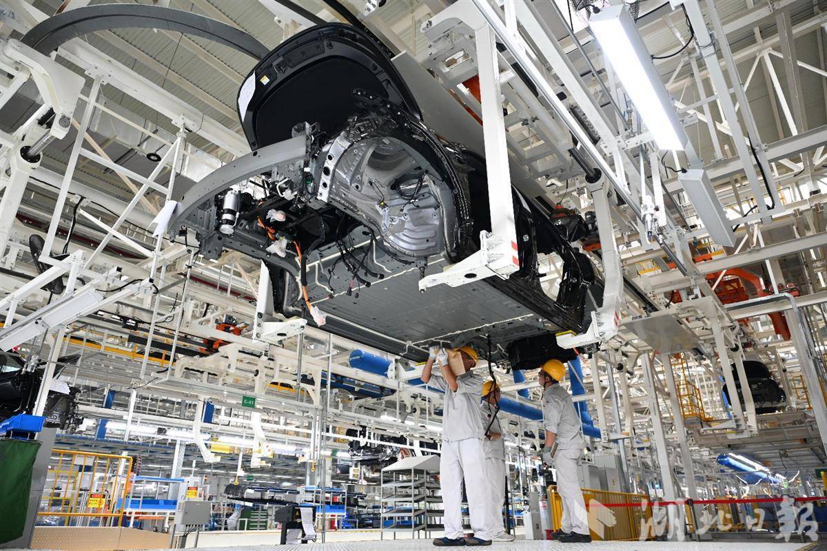 力争年度新能源销量100万辆目标，通过创新技术