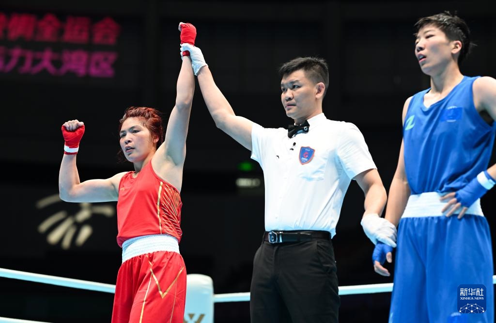 全国锦标赛|拳击-女子66公斤级四分之一决赛：于