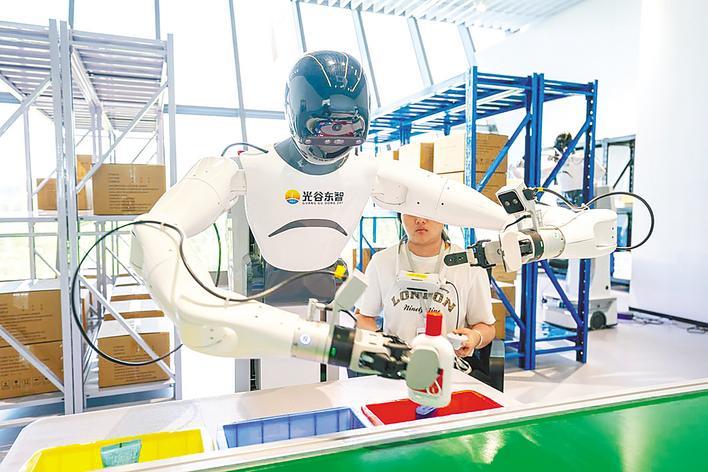 发展仿人机器人关键是打开市场需求