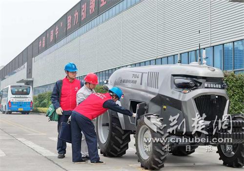 电力“红背心”为现场“黑科技”量产保驾护航