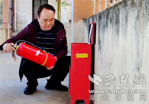 云阳区青山镇：筑牢校园安全“防火墙”