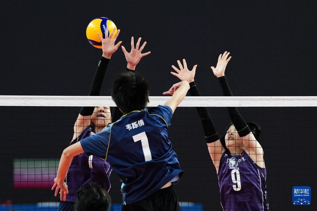 全国锦标赛|排球-女子U18小组赛：重庆队击败北京
