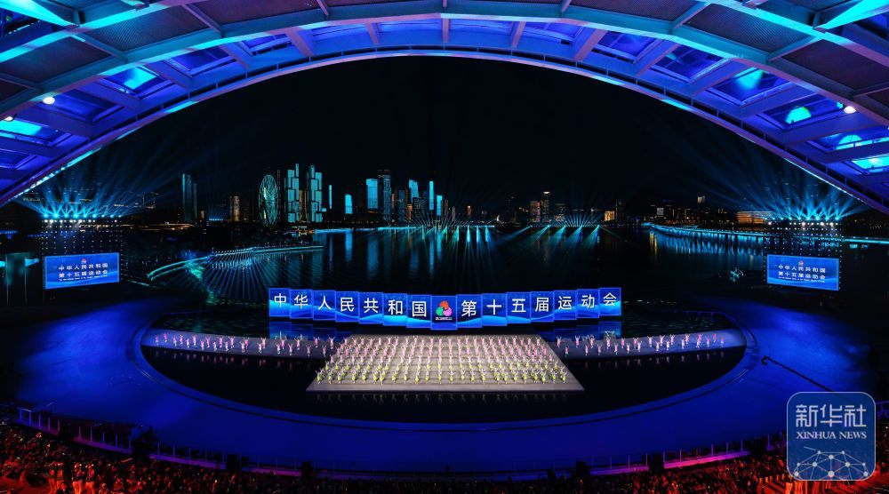 高分辨率大图 |今晚第十五次全国代表大会结束