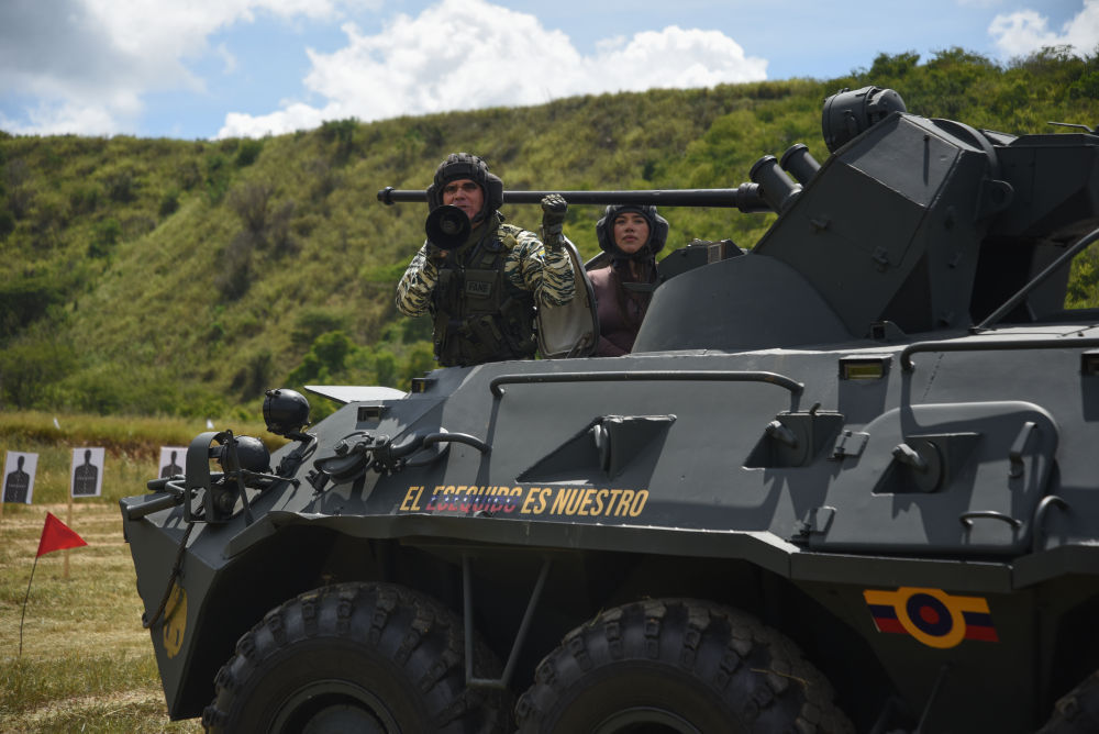 美军高官陆续访问加勒比地区。地区国家对美国