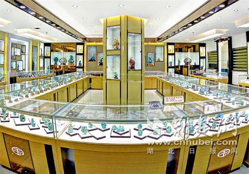 一块翡翠创造8万个就业岗位：就业服务品牌“竹