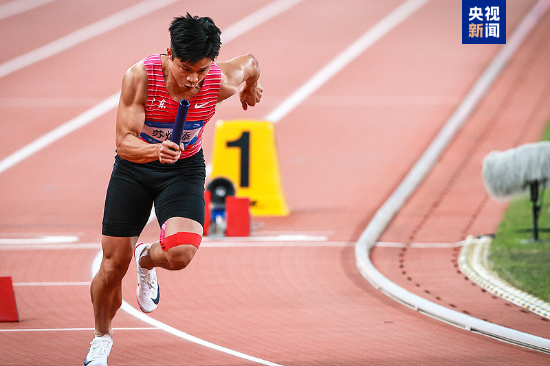 光阴的故事丨致敬每一秒的热爱！“亚洲飞人”苏炳添20年突破之路