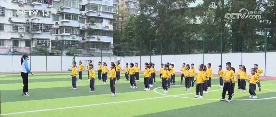 各级赛事“花式”开赛！学校体育发展呈现新亮点 多维度读懂学生体质2025江西省城市足球联赛-赛程/比分/球队阵容全掌握-本地足球热血来袭！强健计划“二十条”