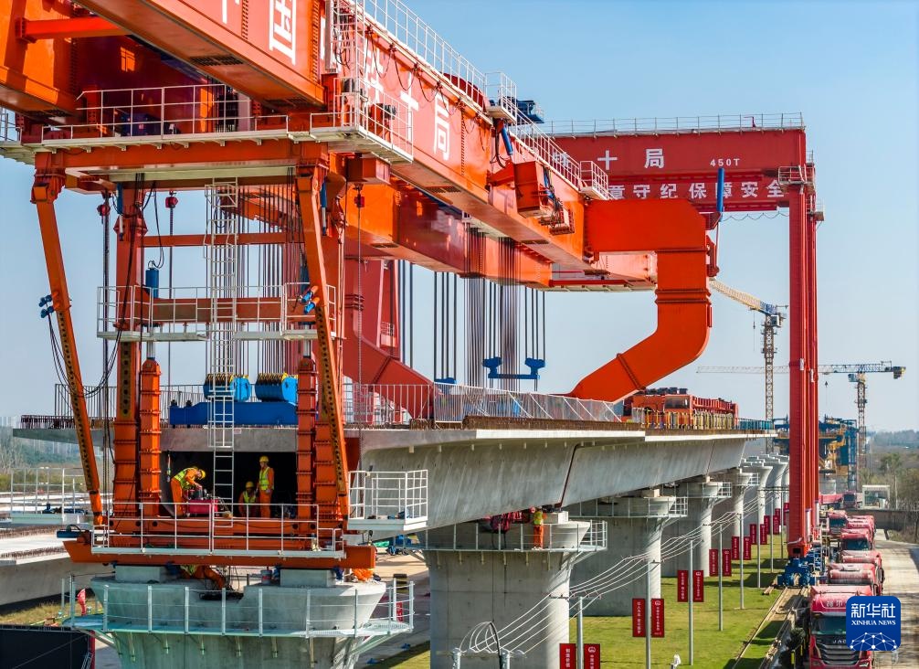 合乌高铁安徽段全面进入架梁阶段