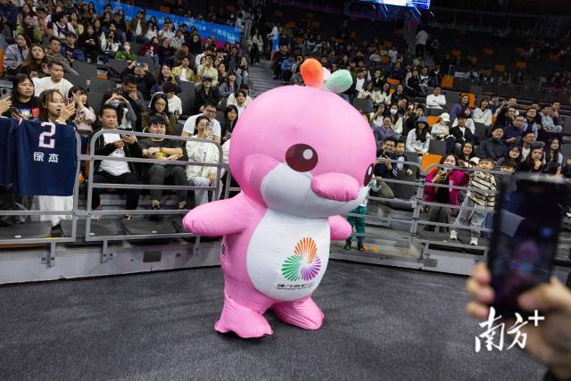 体育如何点亮城市？文明新风闯十五大