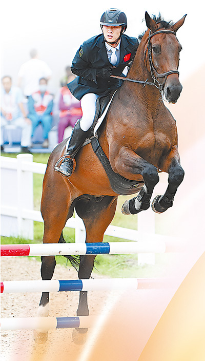 通过参加全国比赛，粤港澳合作承办比赛，开启