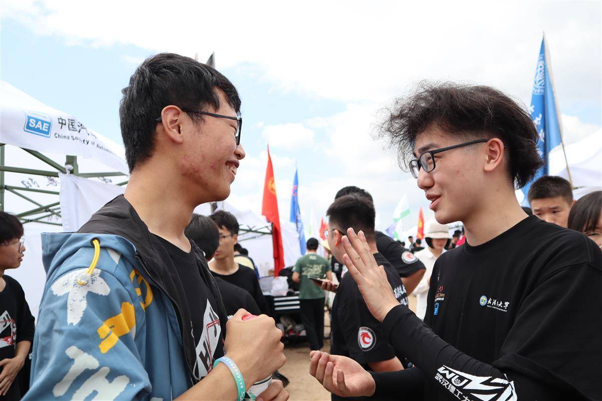 武汉科技大学一位“非传