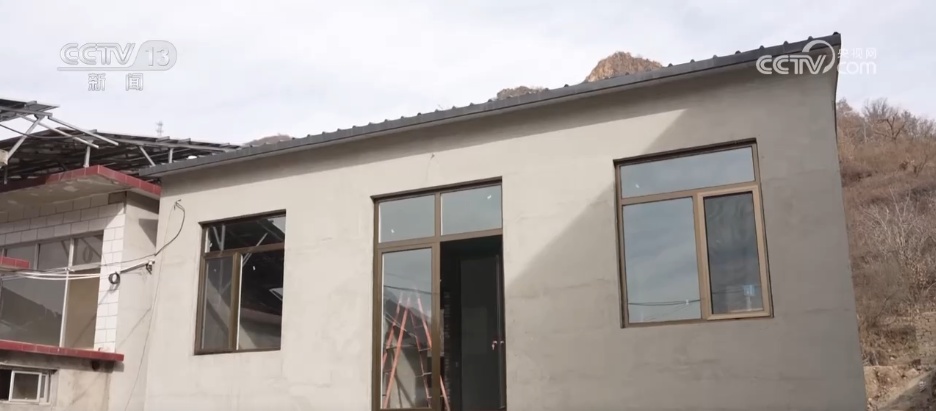 打造“温馨房间”，开启新生活。落实多重防范