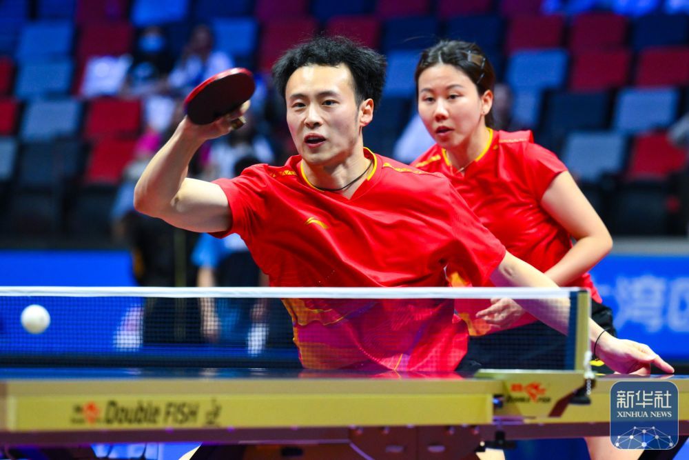全国锦标赛|辽宁队、江苏队晋级乒乓球混双八强