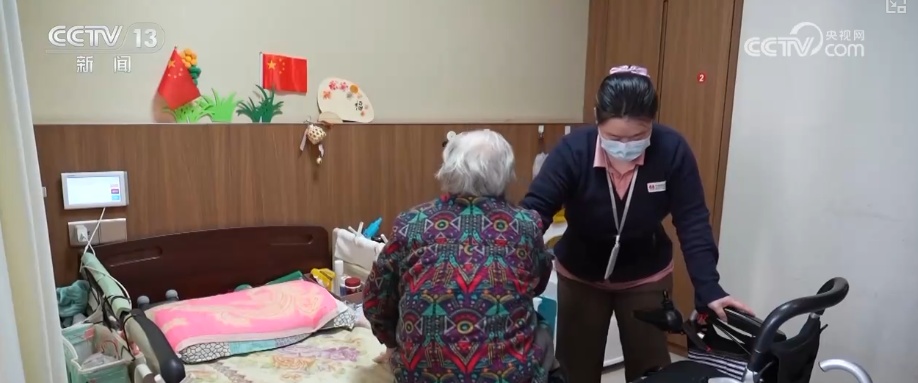 6000万访客，43.7%，表现不错！解码“数字”字里