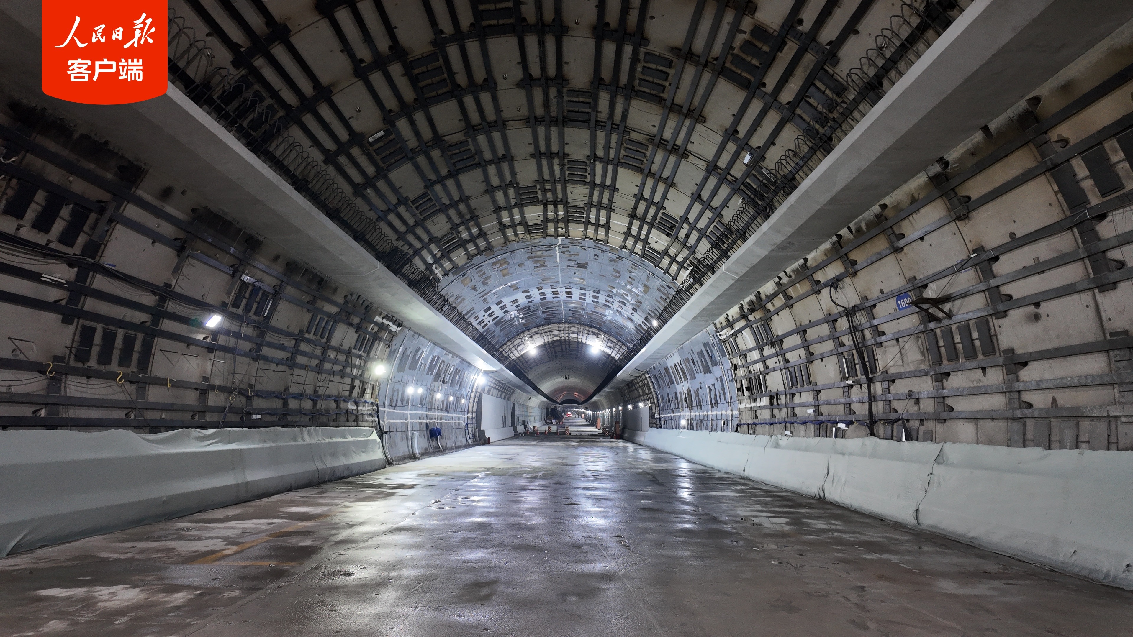 盾牌之盾在河下“牵手”！江阴靖江长江