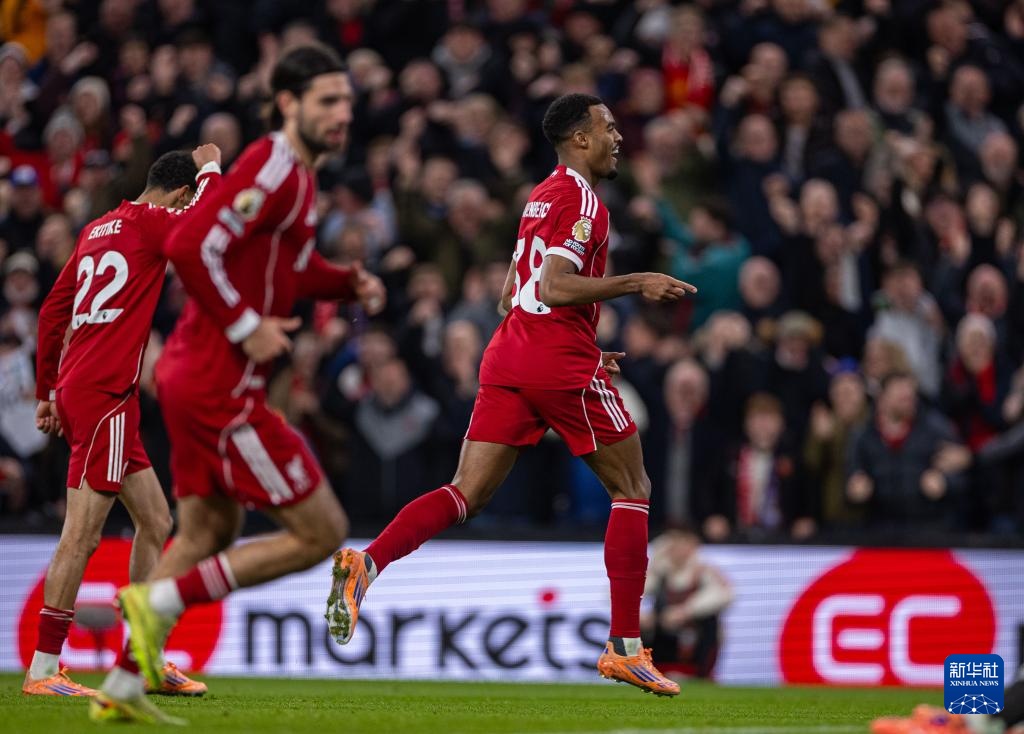英超联赛：利物浦击败阿斯顿维拉