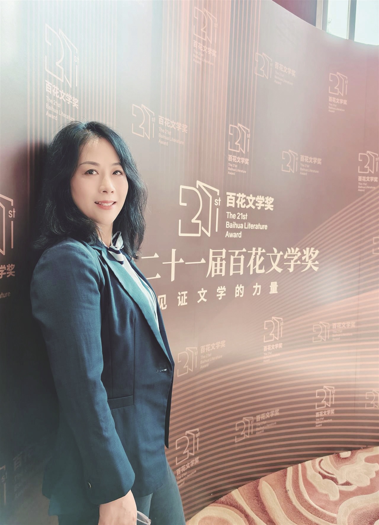 《青云梯》：百年铁路折射史诗般的奋斗历程