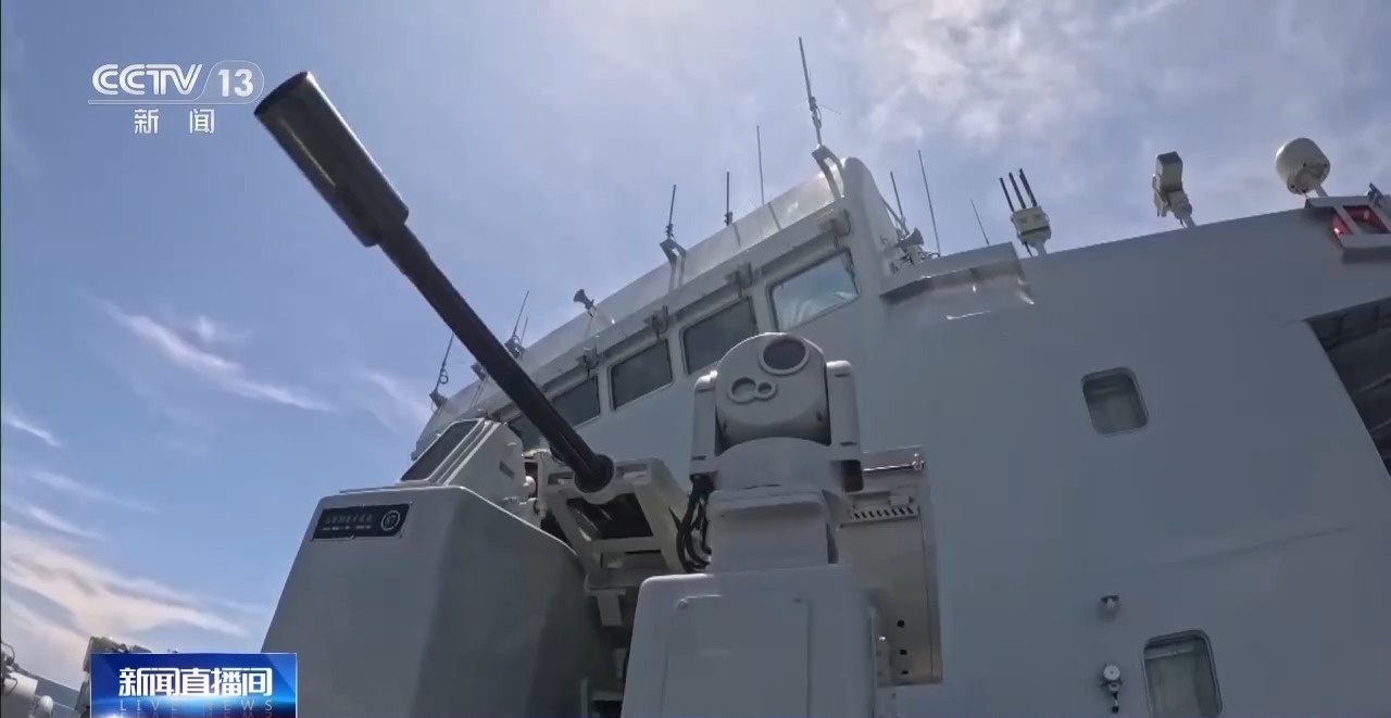 视频丨各型舰艇在南海特定海域进行实战训练