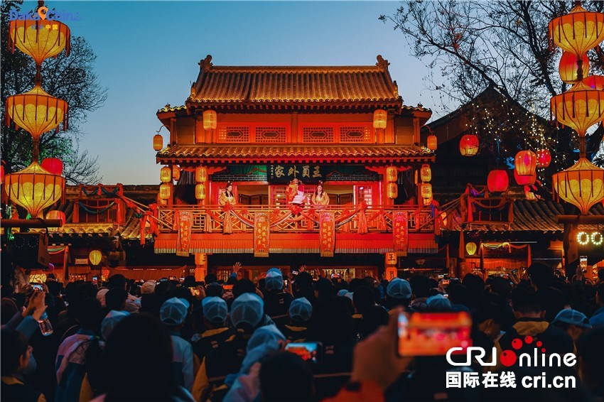 【看2025中国】千年汴梁“触手可及”，国​​外