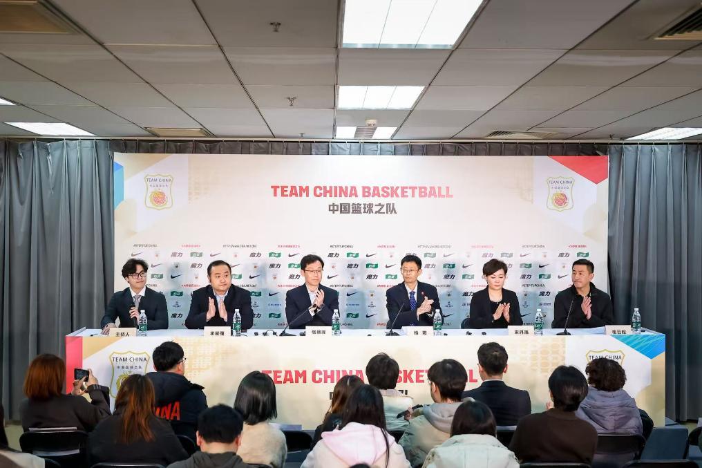 男篮世界杯预选赛：中国
