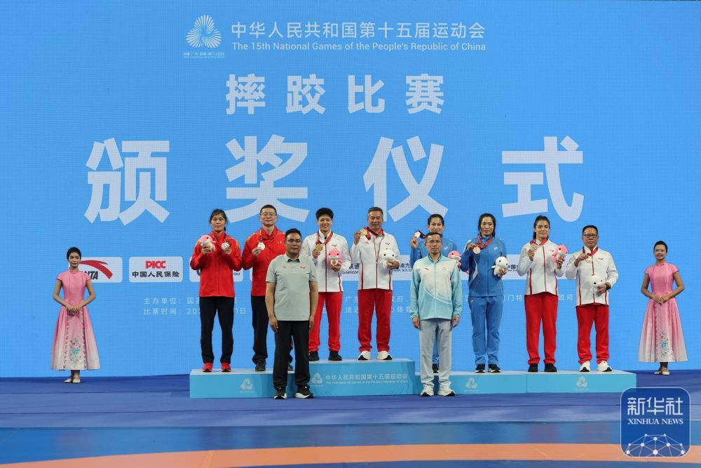 全国锦标赛|女子摔跤 68 公斤级冠军 Ryuka 夺冠