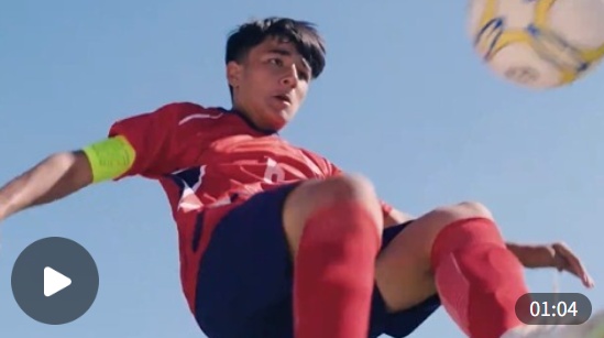 为足球竭尽全力！这就是新疆“娃娃娃”的硬核