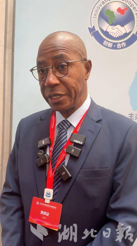 尼日尔驻华大使称赞中国“授人以渔有意义”